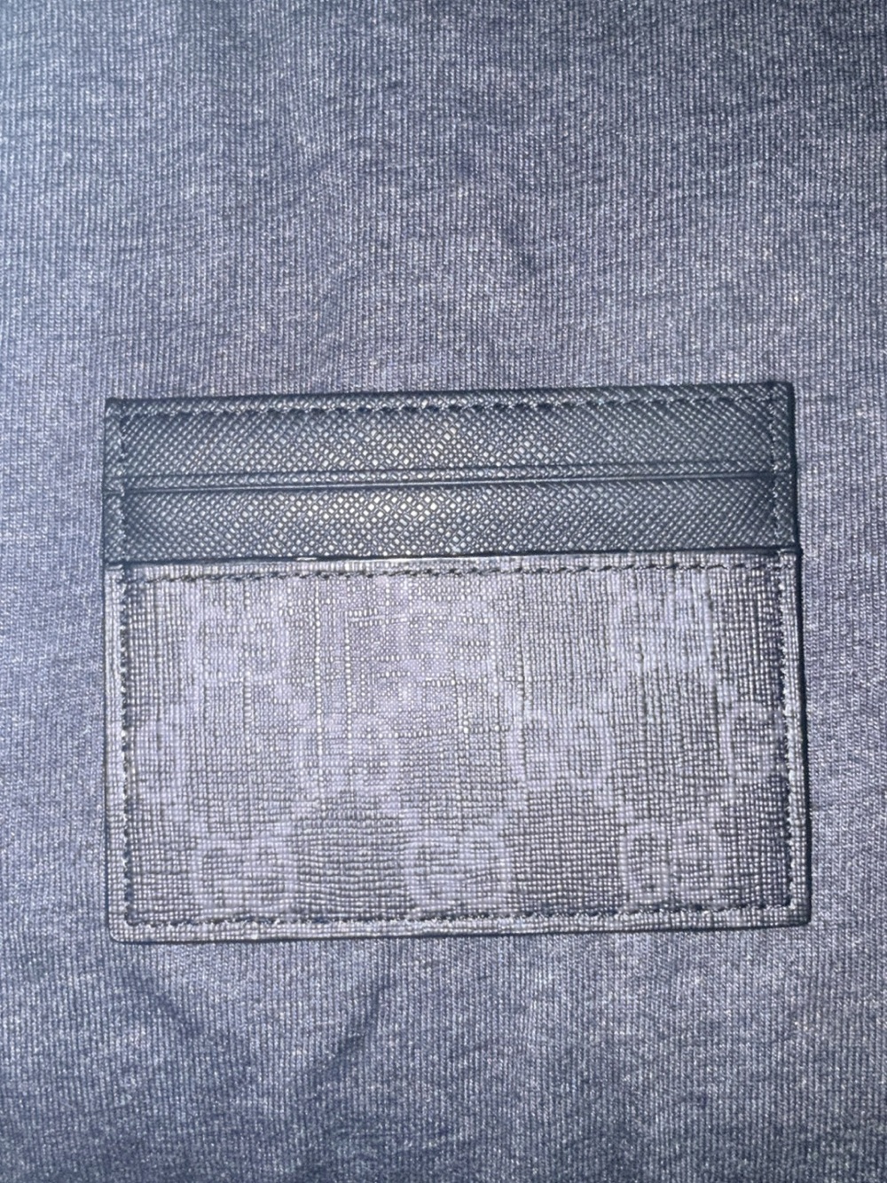 Letter G Black Card Holder with Bee Motif - Picture 3 of 5